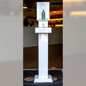 COLONNINA DA TERRA CON PORTAGUANTI